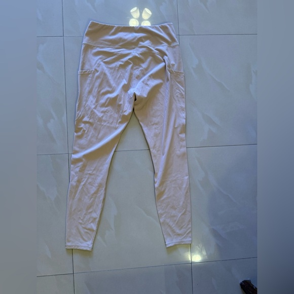 Leggings women's NWT Beige  yoga pants style Pockets Size XL Sport Waistband - Picture 4 of 14